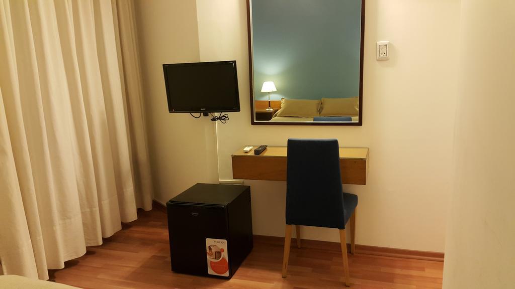 Hotel Avenida Buenos Aires Eksteriør bilde