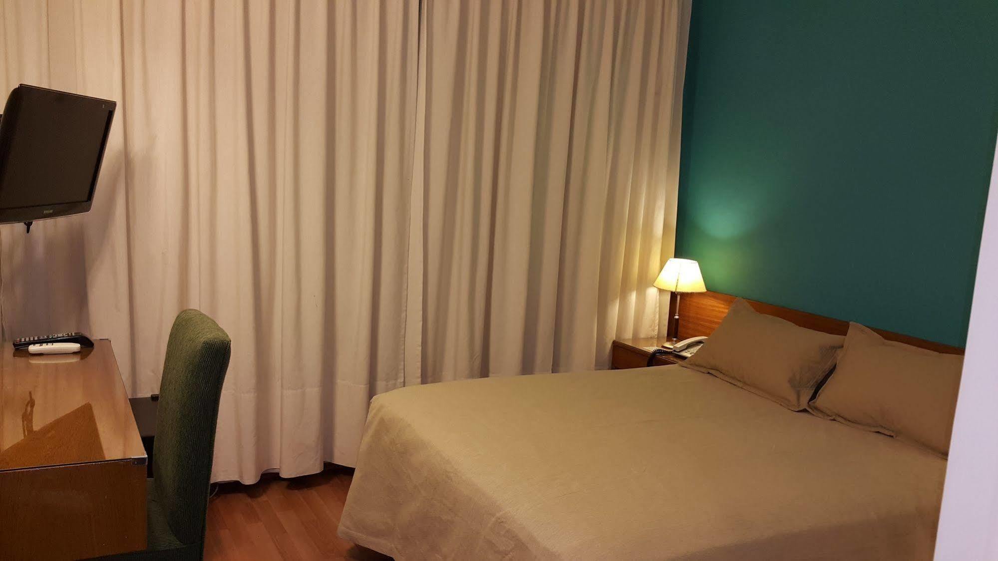 Hotel Avenida Buenos Aires Eksteriør bilde