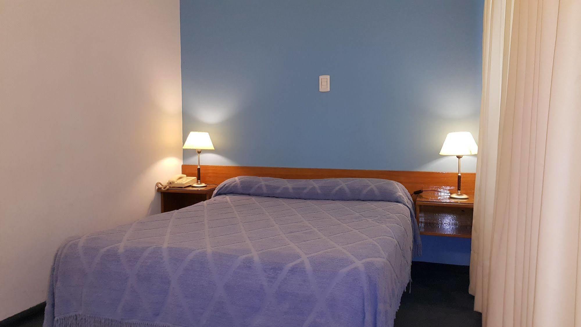 Hotel Avenida Buenos Aires Eksteriør bilde