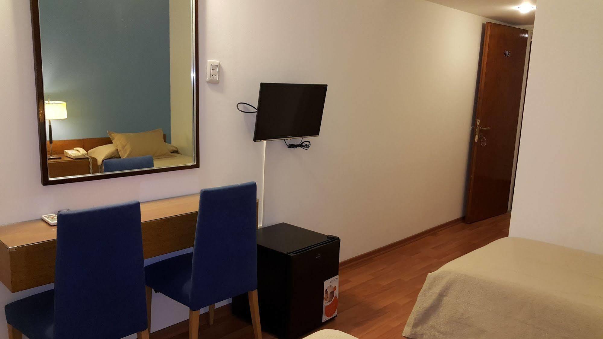 Hotel Avenida Buenos Aires Eksteriør bilde